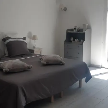 Maison D'hôtes&spa La Chêneraie-provence Ventoux Couette-café *